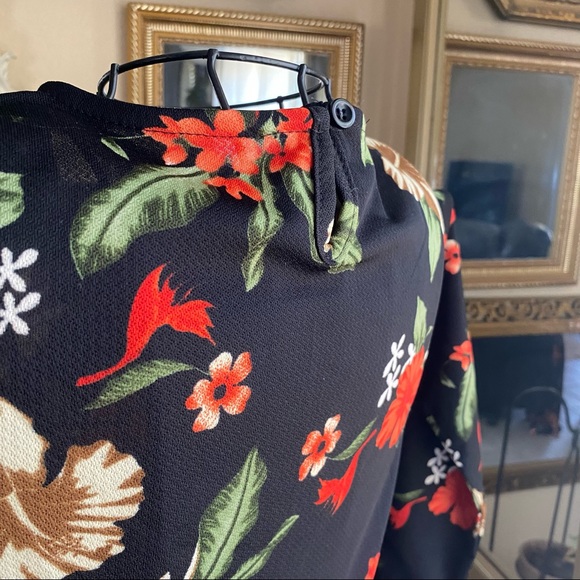 Floral Maxi Long Sleeve Dress - Picture 6 of 6